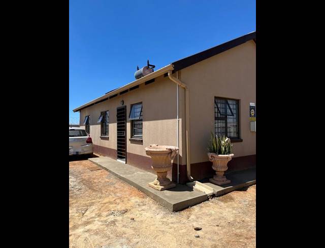 3 BEDROOM HOUSE FOR SALE IN WINDMILL PARK
